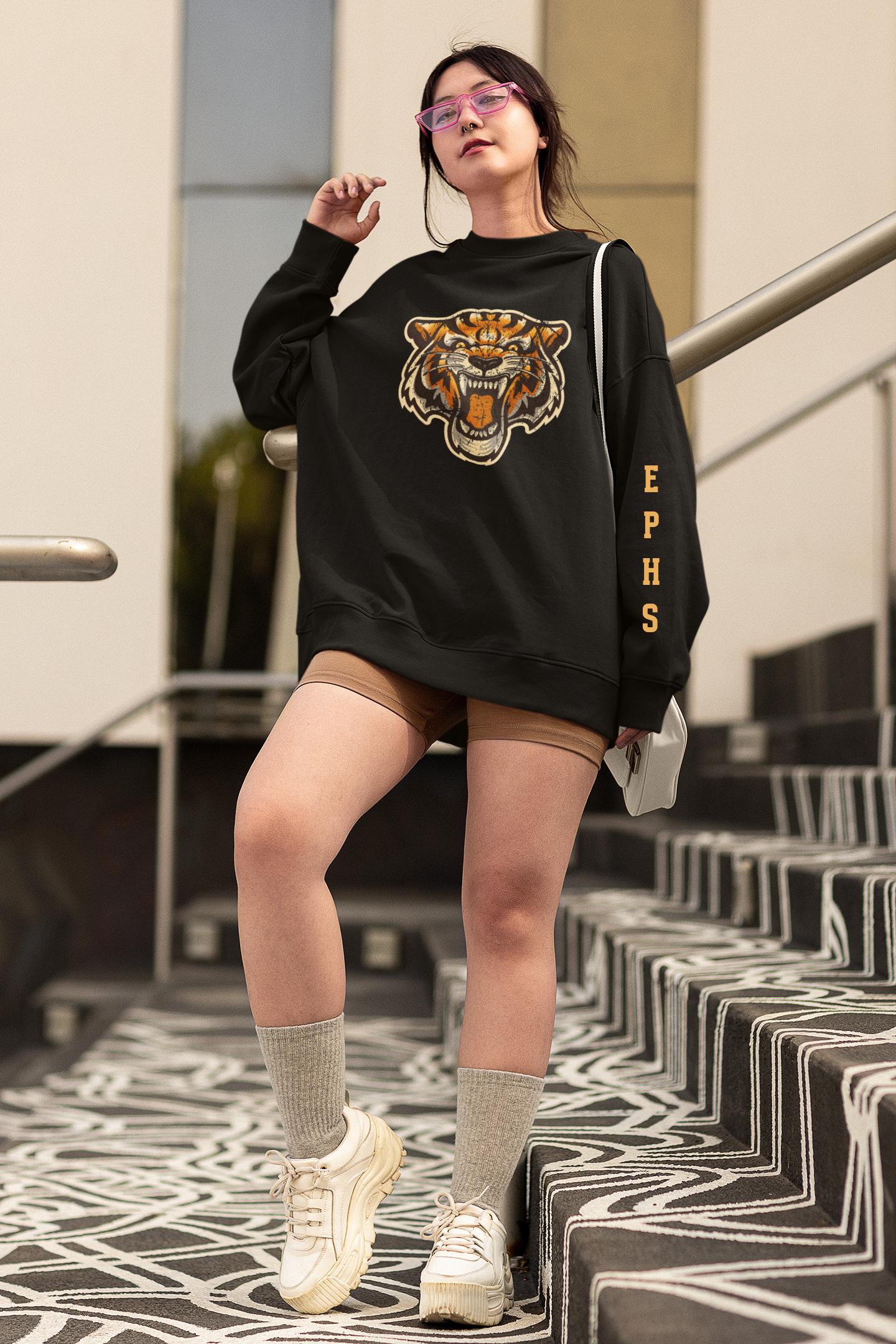 EPHS distressed vintage tiger